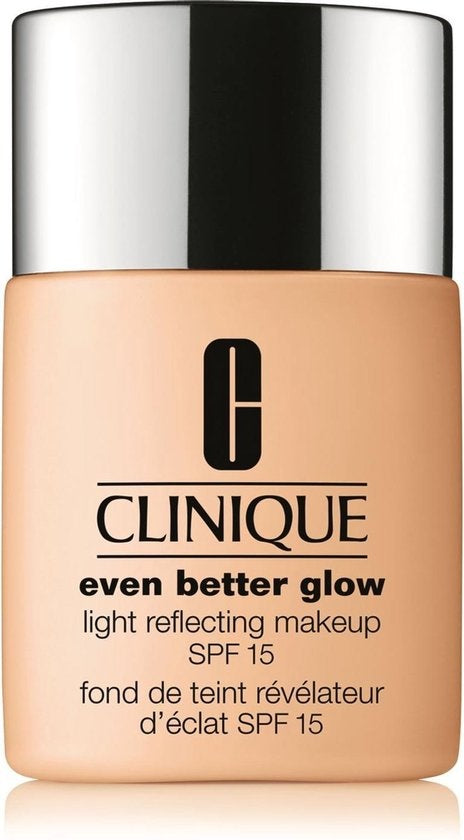 Even Better™ Glow Light Reflecting Makeup SPF15 Foundation